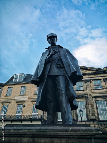 Canvas Print Statue of Sir Arthur Conan Doyle's fictional character of Sherlock Holmes in Edi