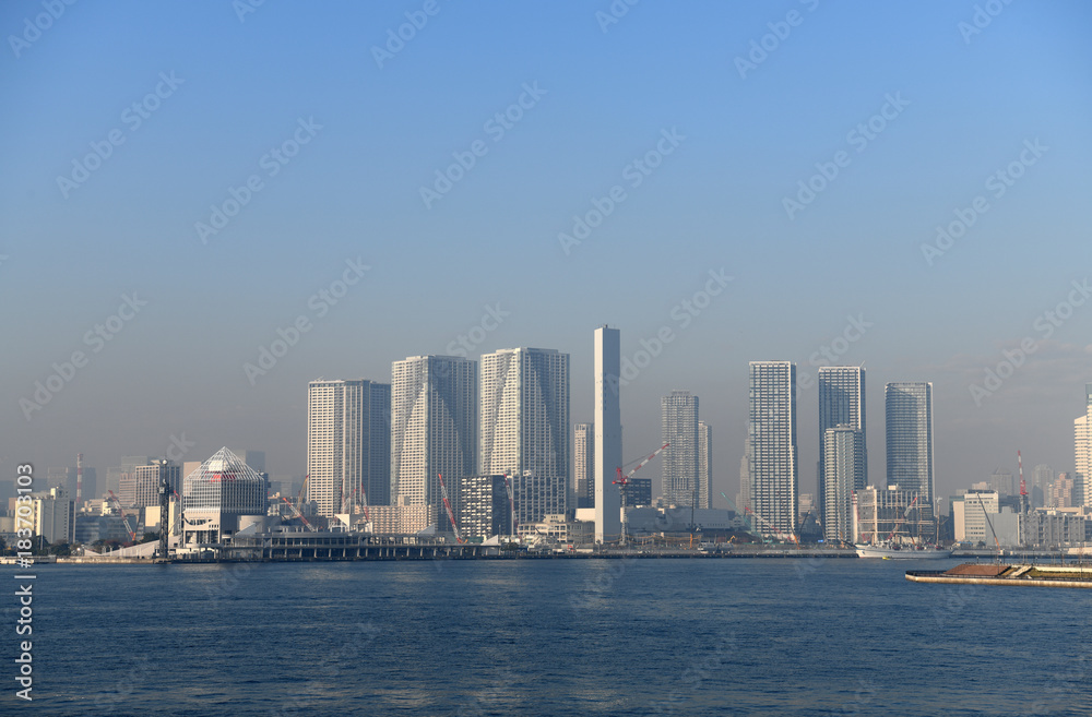  日本の東京都市景観「中央区の晴海埠頭方面などを望む」