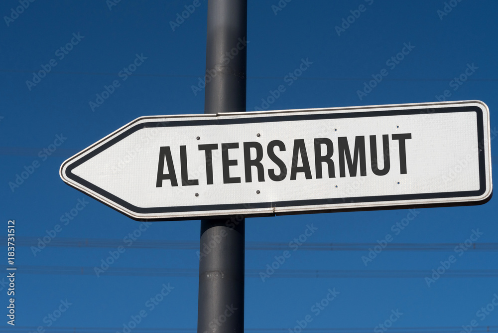 Ein Richtungspfeil mit dem Aufdruck Altersarmut Ein Richtungspfeil mit dem Aufdruck Altersarmut