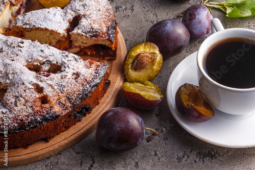 Wallpaper Mural Pie with plums Torontodigital.ca