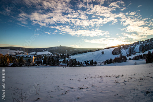 Fototapeta Naklejka Na Ścianę i Meble -  Winterpanorama im Erzgebirge