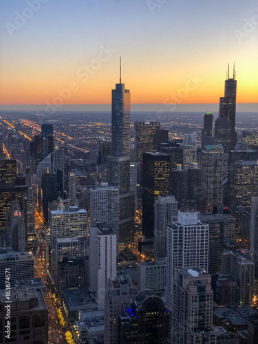 Chicago skyline from above at sunset © Daniel Rodriguez