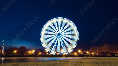 Ferris wheel at night in the Oka pearl.