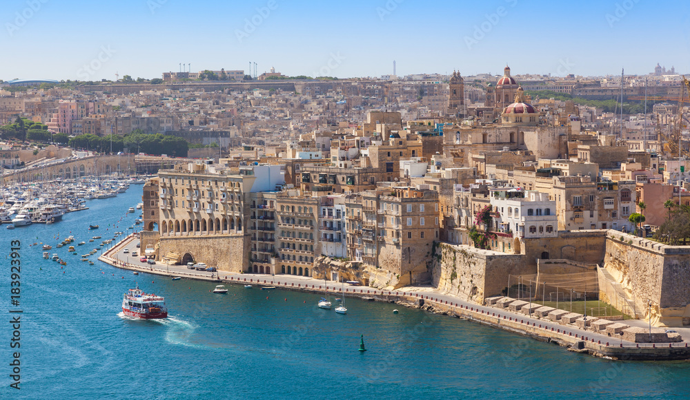 Historical Buildings in Valletta
