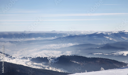 Снежный пейзаж © dudnik_tetiana