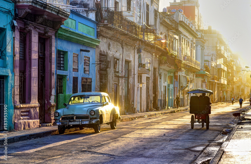 Road works havana hi-res stock photography and images - Alamy