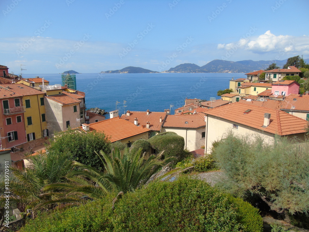 Il bellissimo villaggio di Tellaro in Liguria, Italia
