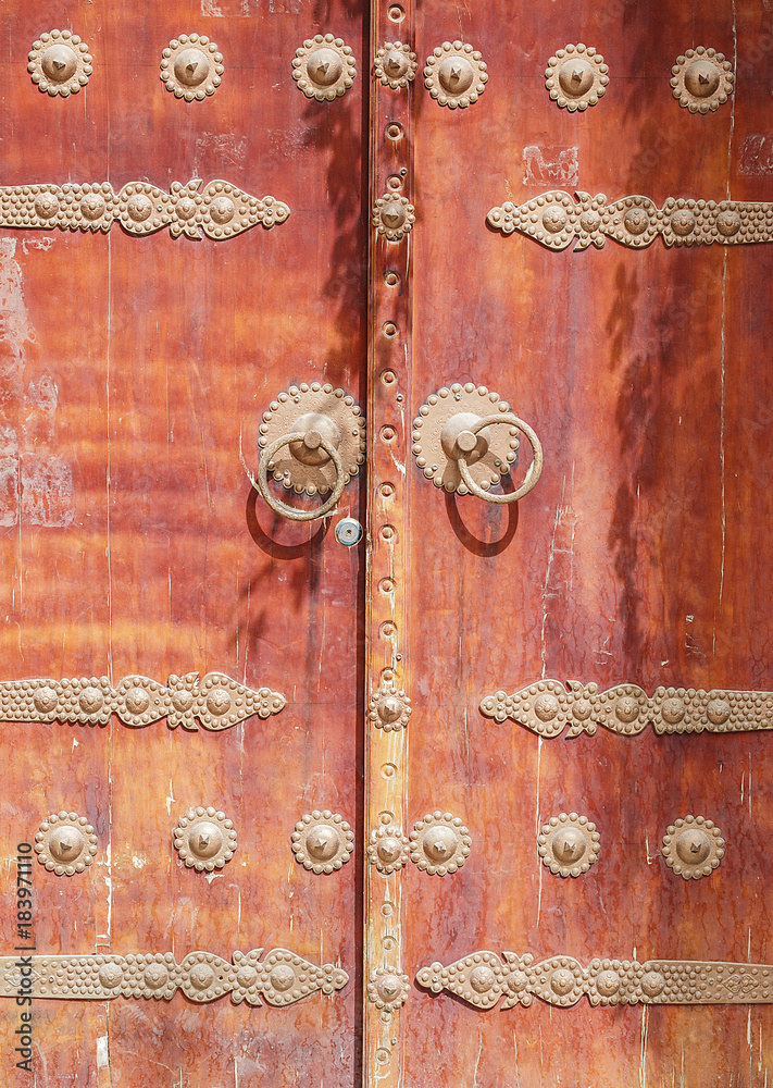 Naklejka premium red door, hotan-china