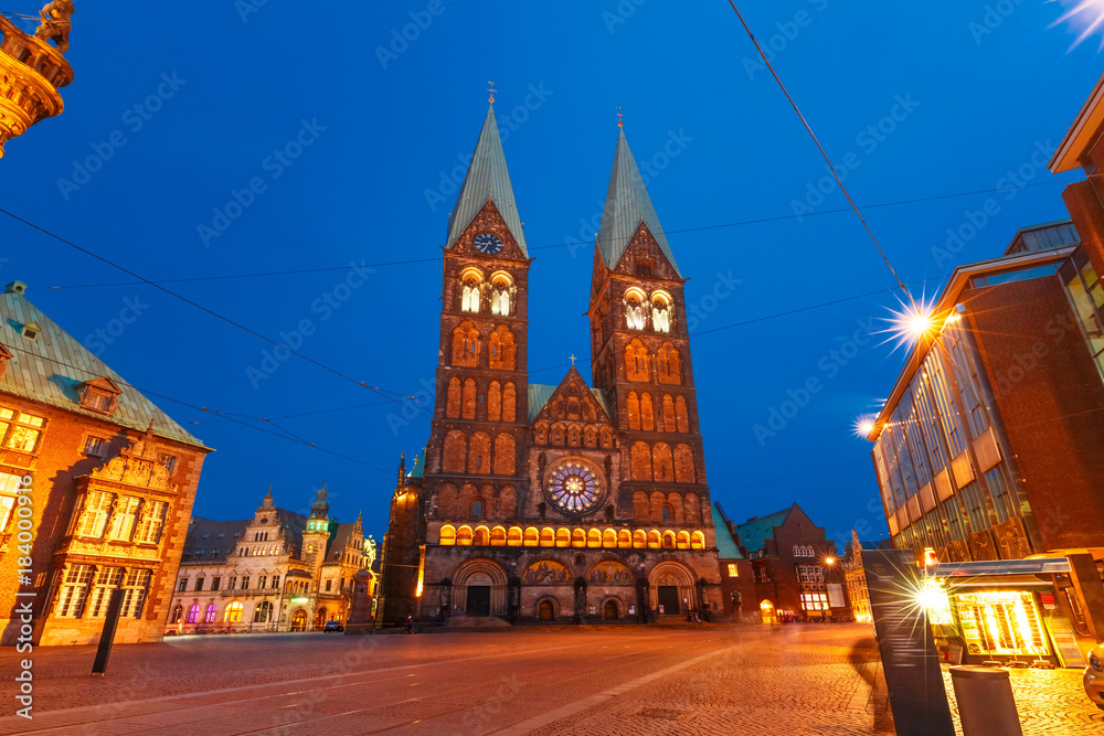 Ancient Bremen Market Square in the centre of the Hanseatic City of Bremen with Bremen Cathedral, Germany
