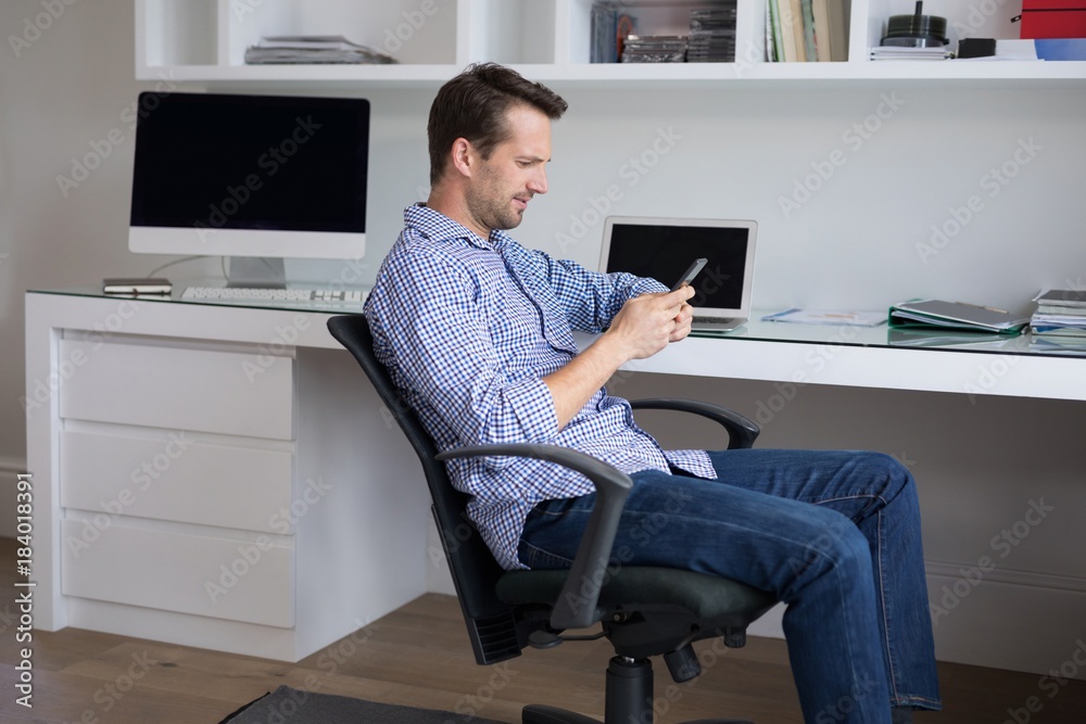 Man using mobile phone Man using mobile phone