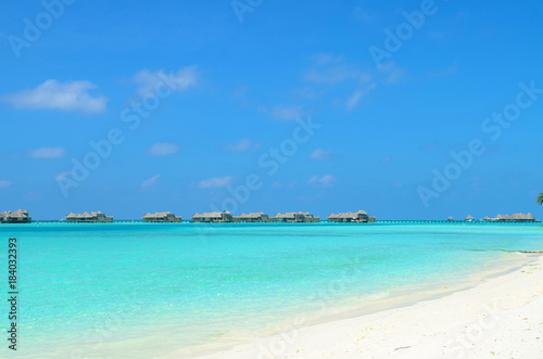 bungalows resort in Maldives © yongtick