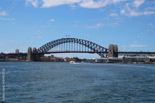 Sydney Harbour Bridge © bummi100