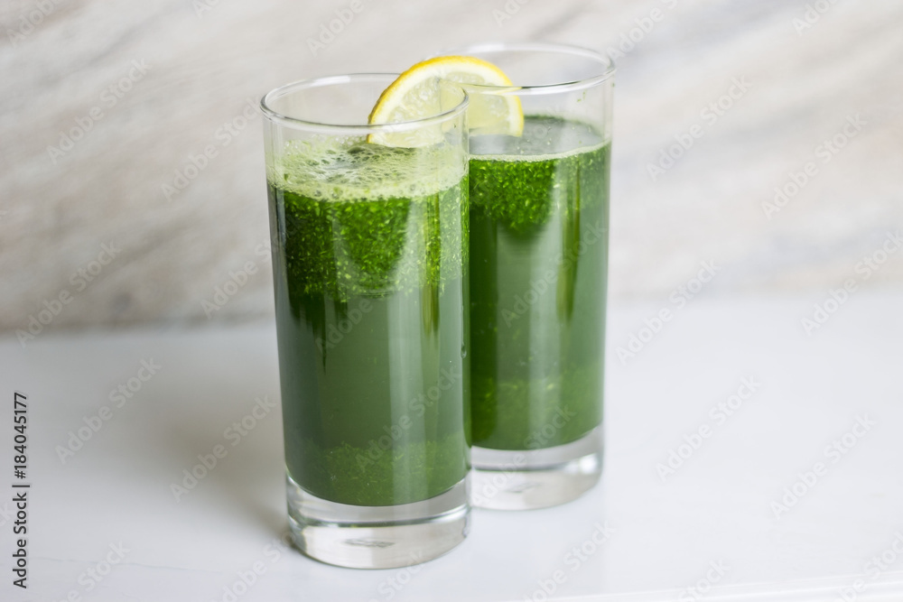 Fototapeta premium Healthy green juice