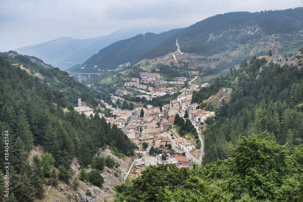 Rocca Pia (L'Aquila, Abruzzi, Italy): panoramic view