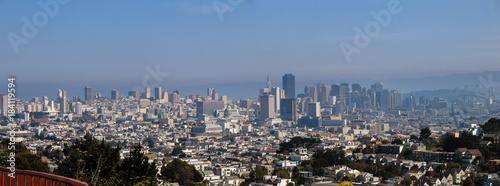 Panoramic view of San Francisco Downtown seen from Twin Peaks