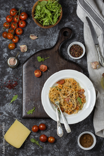 Spaghetti with shrimps and tomato sauce © pronina_marina