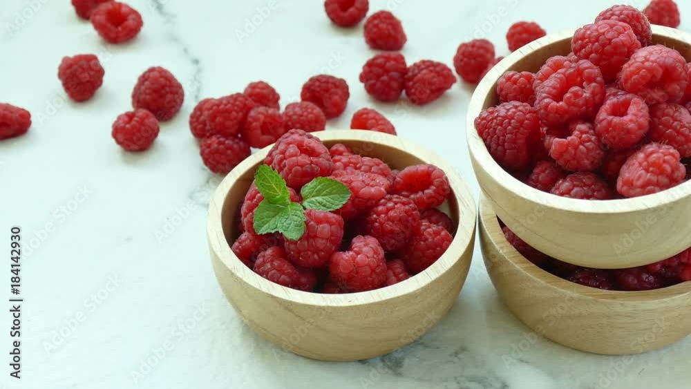 Close up Fresh Raspberry
Close up Fresh Raspberry