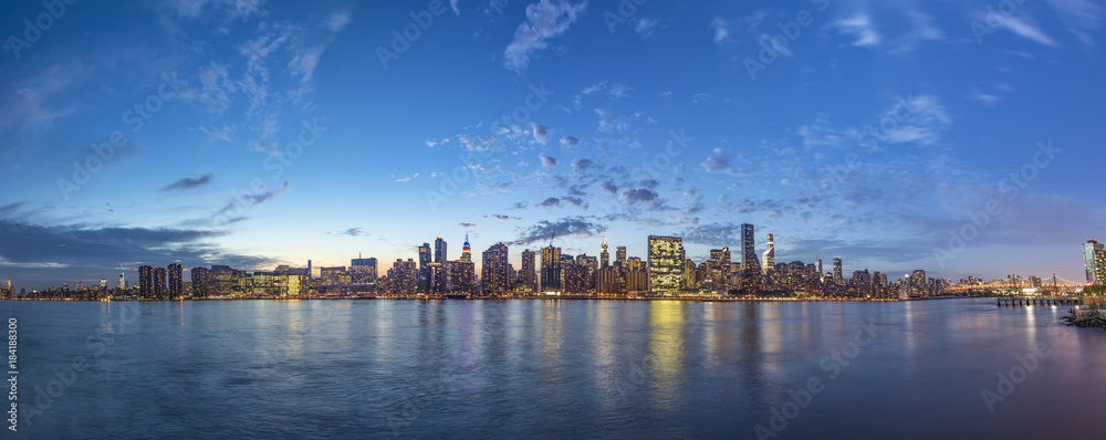 skyline of New York in dawn