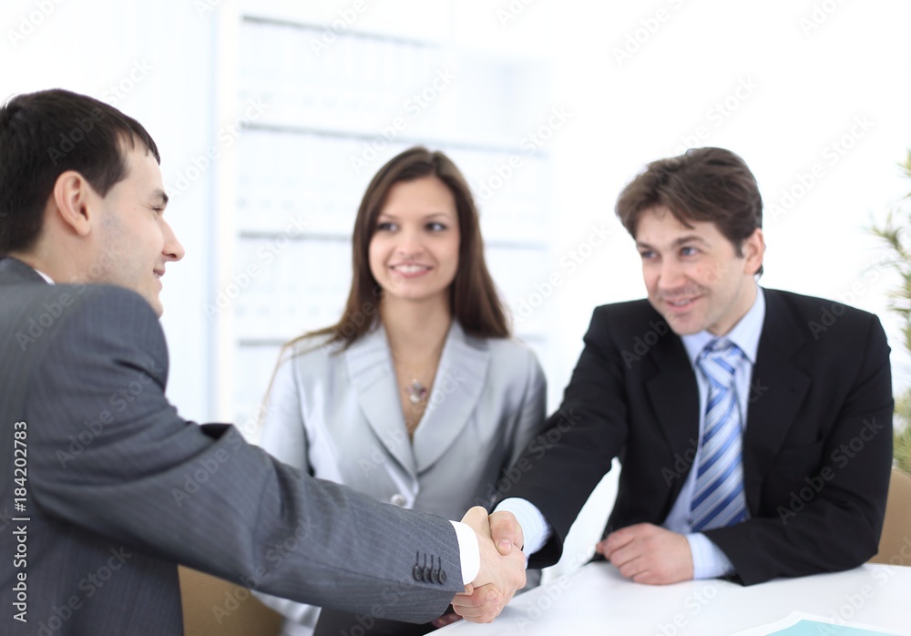 handshake business partners in the workplace handshake business partners in the workplace