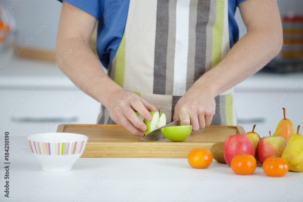cutting apples into quarters cutting apples into quarters