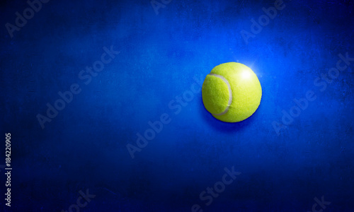 Big tennis minimal design © Sergey Nivens
