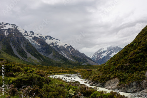 Fototapeta Naklejka Na Ścianę i Meble -  Hooker Valley Hike New Zealand