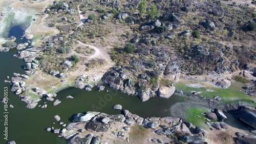 Los Barruecos (Caceres) Paraje natural en Malpartida de Caceres (Extremadura, España) Video aereo con Drone