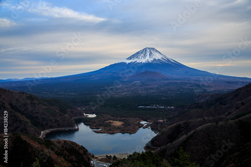 精進峠から夕方の富士山