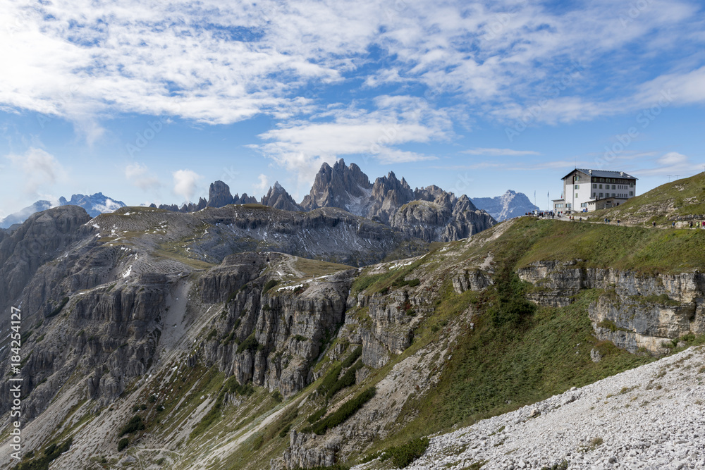Italien, Dolomiten, Hochpustertal, Naturpark Drei Zinnen, Auronzo Hütte ...