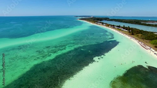 Wallpaper Mural Florida Honda Key natural wonder, aerial shots Torontodigital.ca