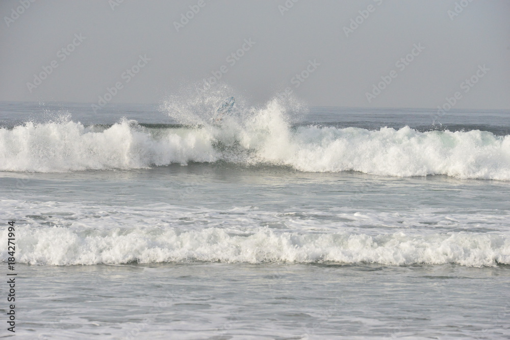 Surfing at Venice beach in California
Surfing at Venice beach in California
