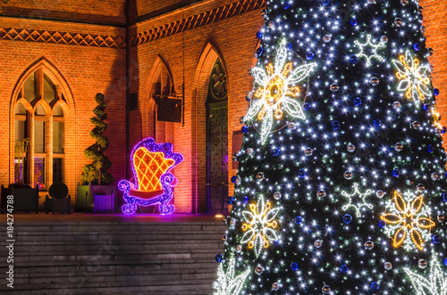 Fotografie CHRISTMAS TIME - Christmas tree on the town hall square