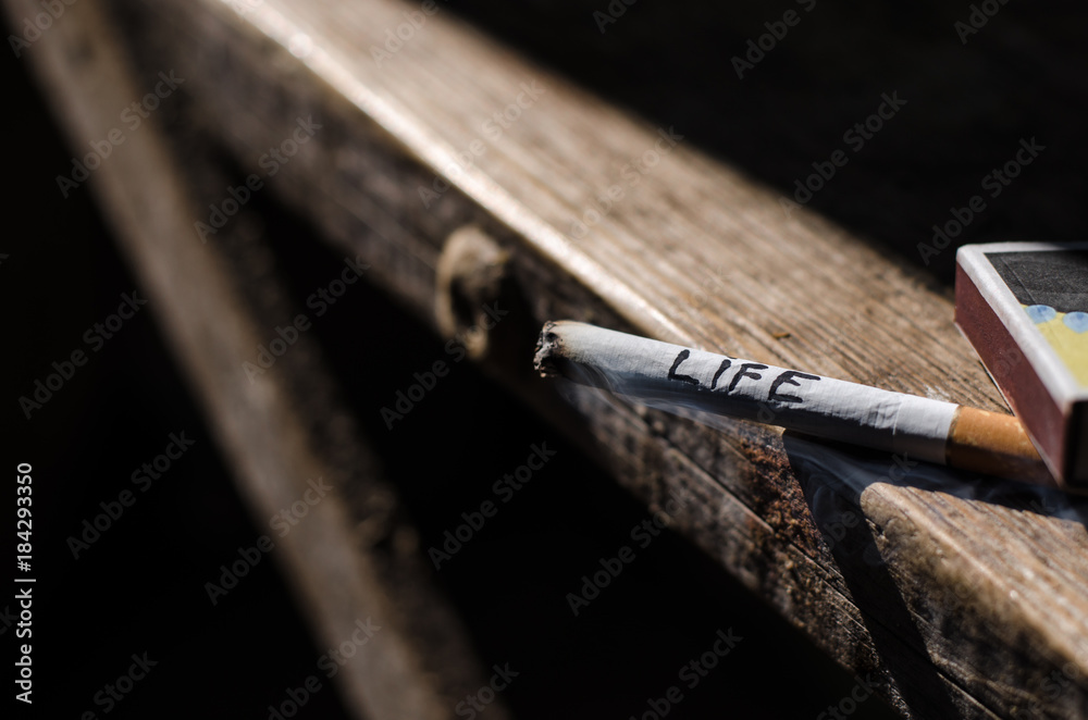 Naklejka premium cigarette, life