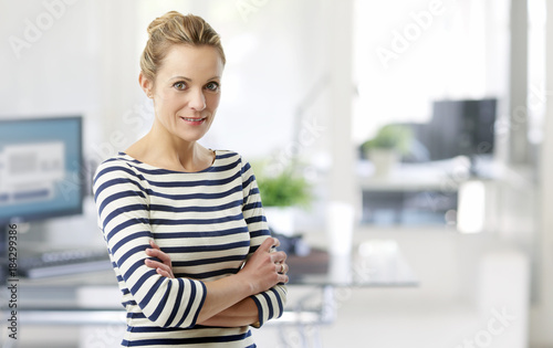 Businesswoman at the office Free Download Businesswoman at the office - GFXLoad