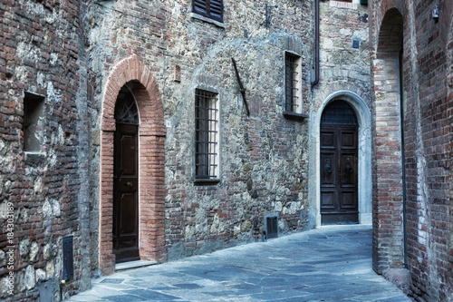 Fototapeta Naklejka Na Ścianę i Meble -  View of the medieval town of Montalcino. Tuscany, Italy