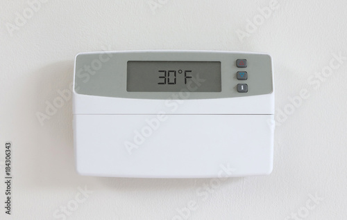 Vintage digital thermostat - Covert in dust - 30 degrees fahrenheid
