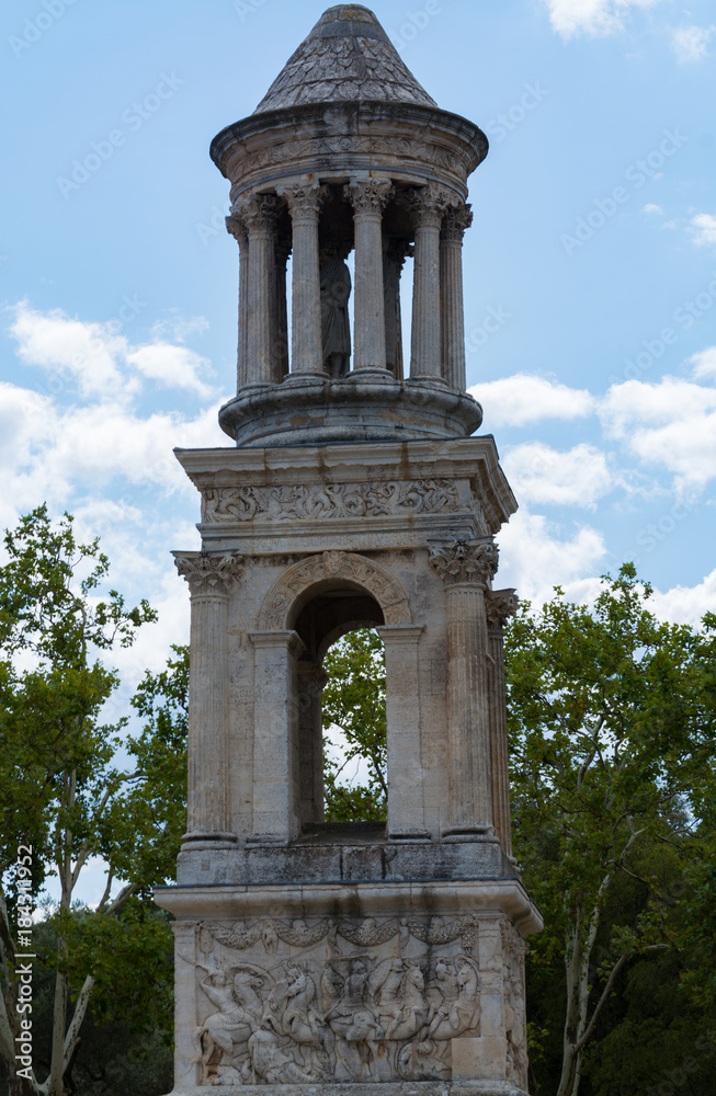Ruines of abandoned Roman city Glanum, Saint-Remy-de-Provence, les Antiques