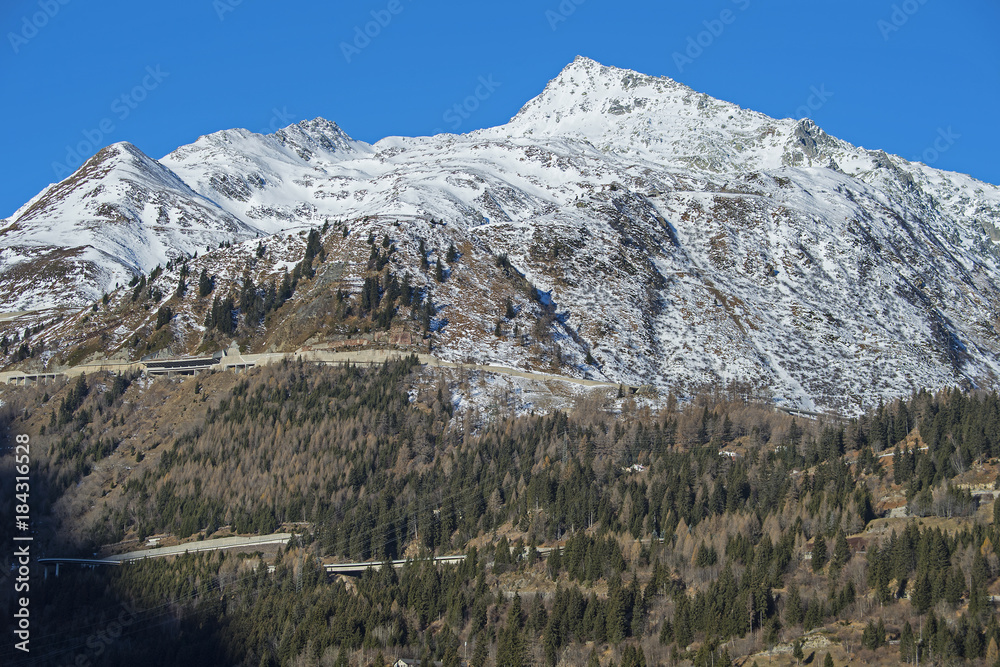 Südrampe des Gotthardpasses ob Airolo, Tessin, Schweiz