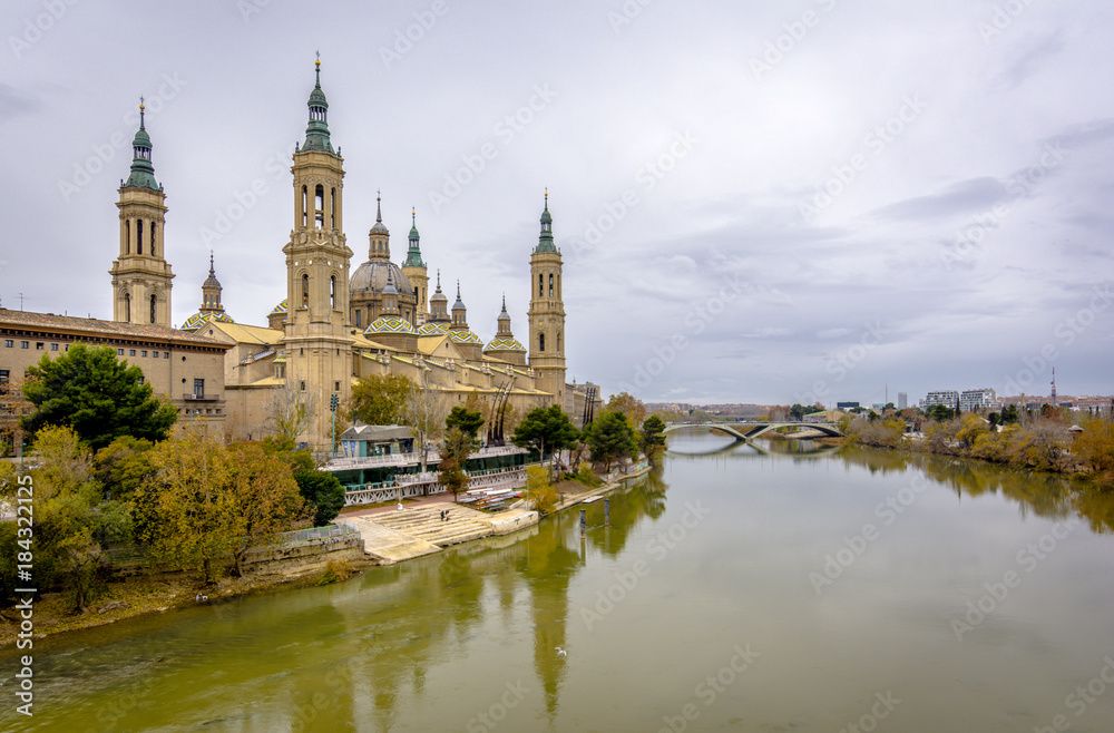 Cathedral of el Pilar and Ebro River in Zaragoza, Spain.