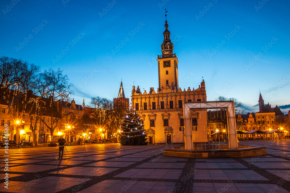 Fototapeta premium Rynek Główny - Ratusz w Chełmnie, Polska.