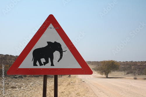 Straßen Warnschild Vorsicht Elefant.Where: bei Khorixas, Namibia. photo