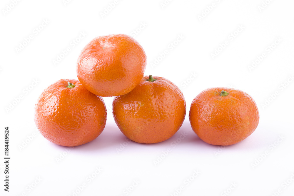 fresh mandarines isolated on white background. Oranges are arranged in rows. Placed on a white background.. fresh mandarines isolated on white background. Oranges are arranged in rows. Placed on a white background..