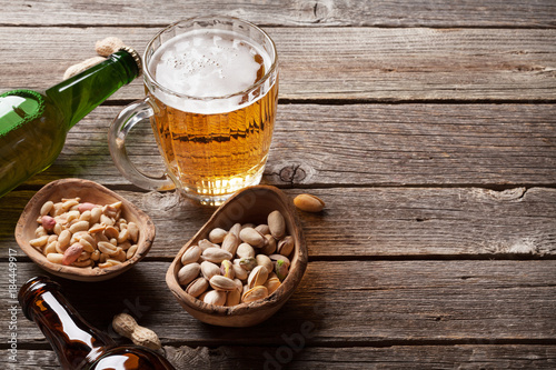 Fototapeta Naklejka Na Ścianę i Meble -  Lager beer and nuts