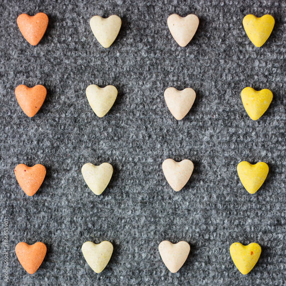 Obraz premium Hearts background on grey
