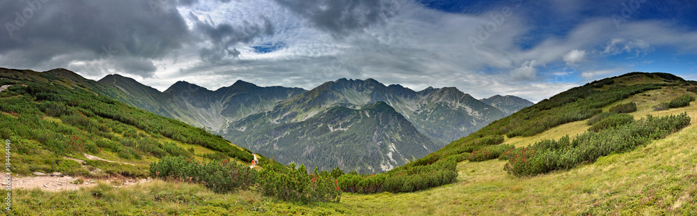 Przełęcz Zabrat - Panorama na Rohacze