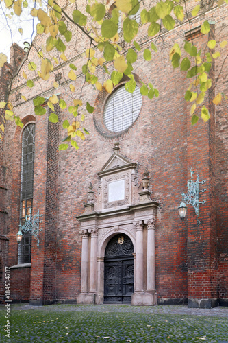 Церковь Святого Духа из красного кирпича в Копенгагене