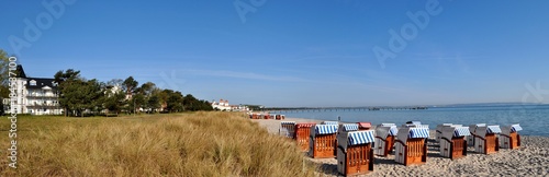Panorama mit Strandkörben am Strand in Binz auf Rügen photo