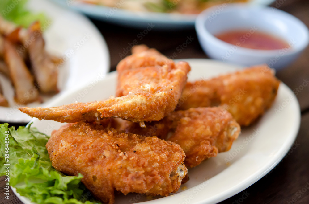 Fried chicken wings