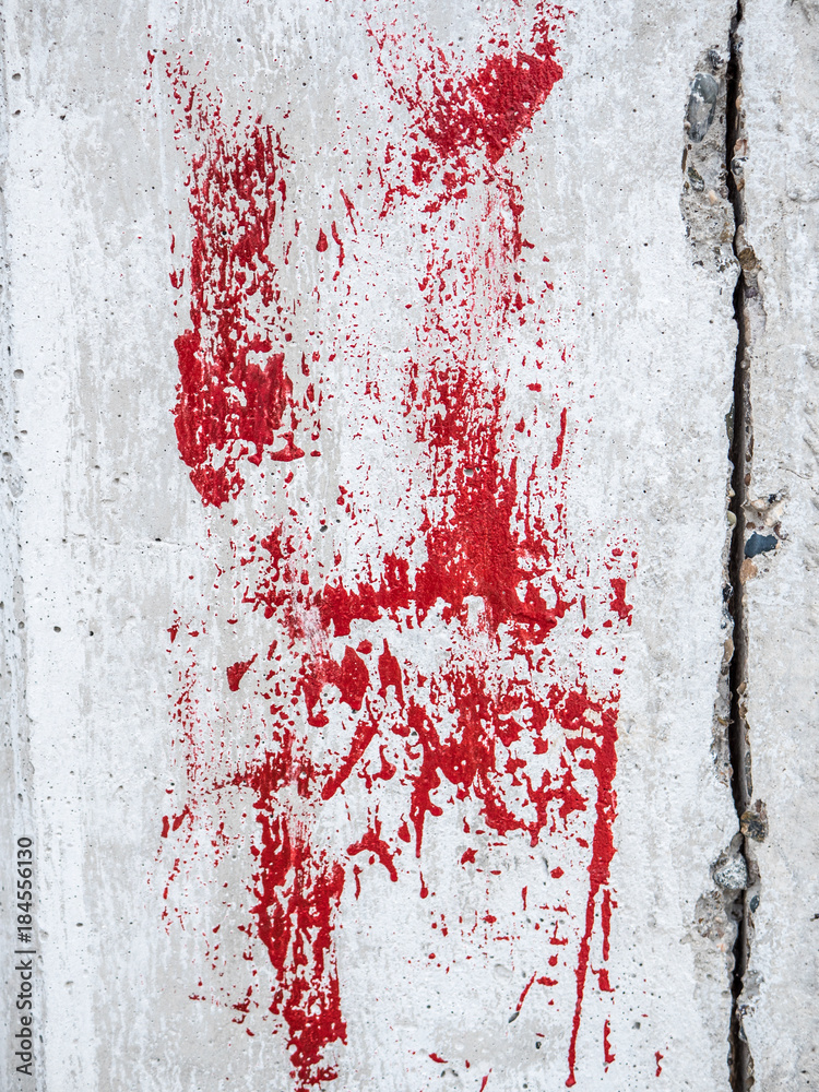 Fototapeta premium Traces of spray paint on the wall