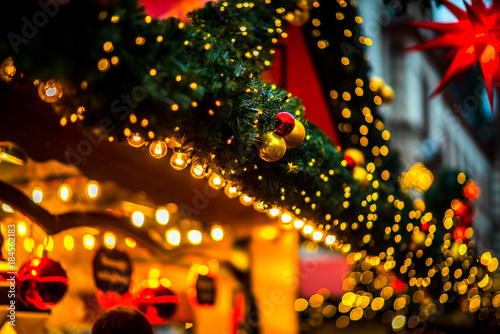 Weihnacht Deko Kugeln Girlande 2017 photo